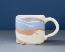Load image into Gallery viewer, Blue & Speckle Mugs