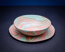 Load image into Gallery viewer, Decorative Plate